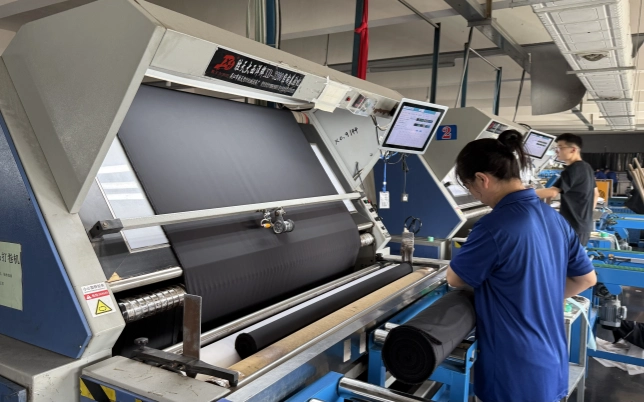 Woven fabric inspection against an approved reference during bulk quality control