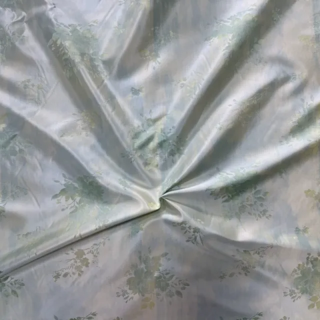 Viscose-Blend Yarn-Dyed Jacquard Fabric – CC-J2007
